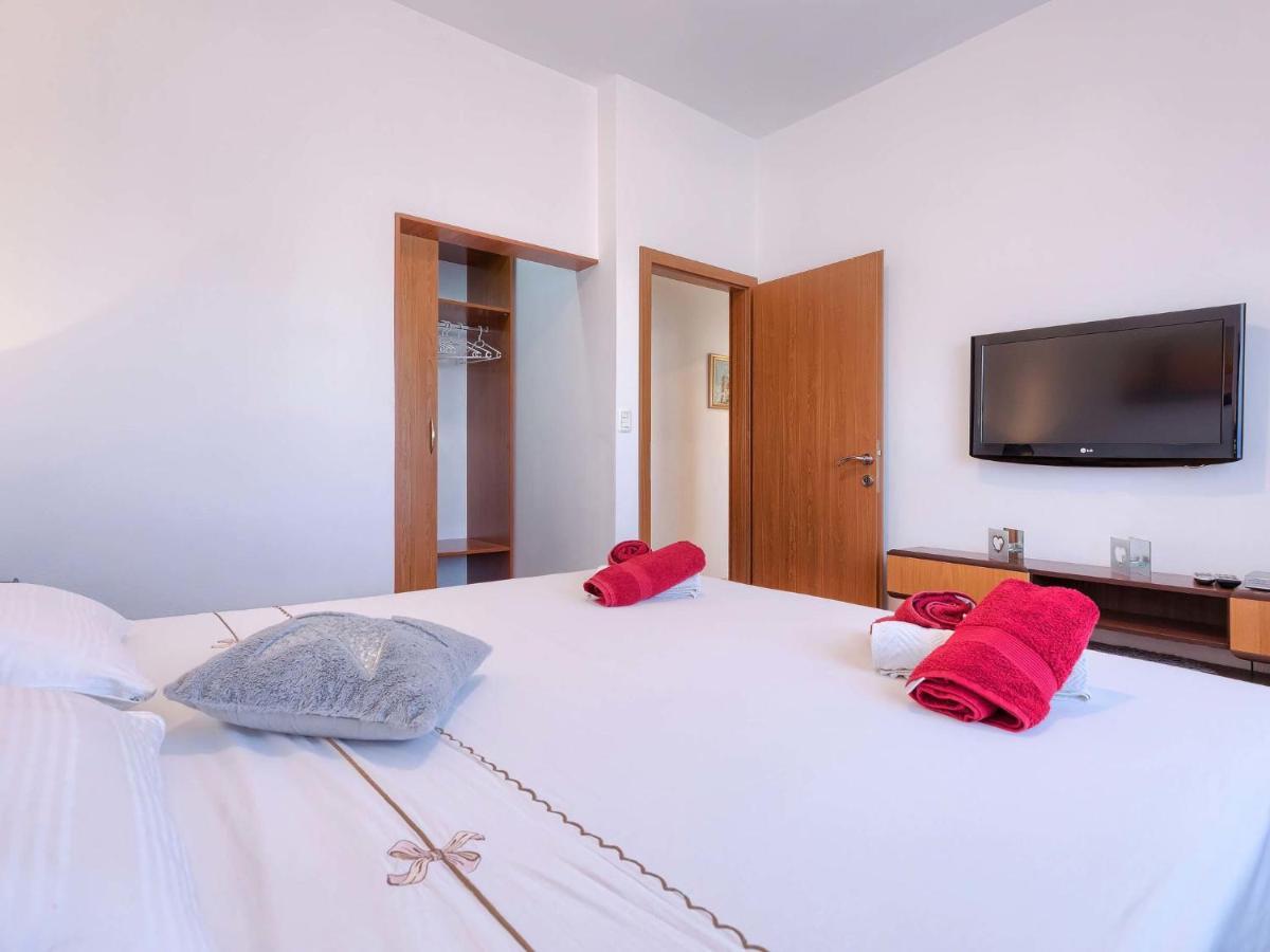 Apartment Laura By Interhome Galižana エクステリア 写真